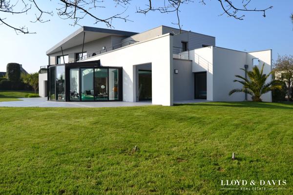 CONCARNEAU — VILLA CONTEMPORAINE HAUT DE GAMME : VUE MER