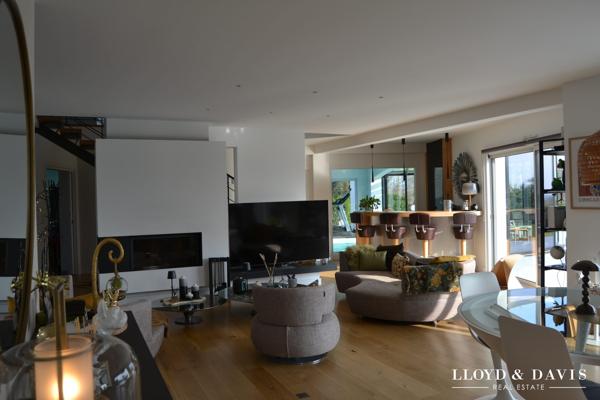 CONCARNEAU — VILLA CONTEMPORAINE HAUT DE GAMME : VUE MER