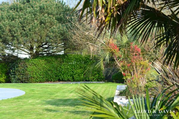 CONCARNEAU — VILLA CONTEMPORAINE HAUT DE GAMME : VUE MER