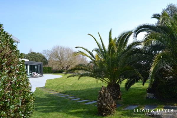 CONCARNEAU — VILLA CONTEMPORAINE HAUT DE GAMME : VUE MER