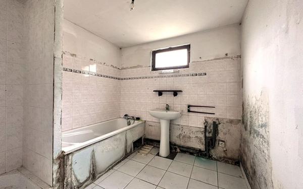 Maison à vendre    4 pièces •  Soissons