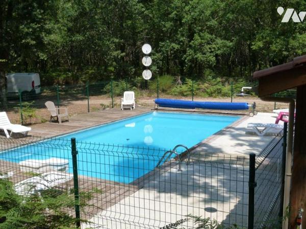 AU CALME DES BOIS, CHALET AVEC PISCINE