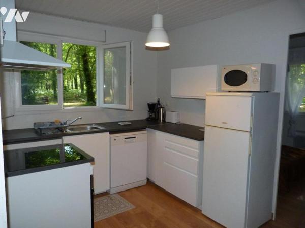 AU CALME DES BOIS, CHALET AVEC PISCINE