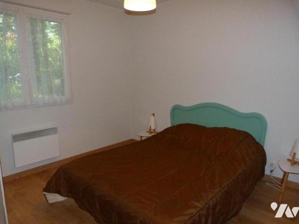 AU CALME DES BOIS, CHALET AVEC PISCINE