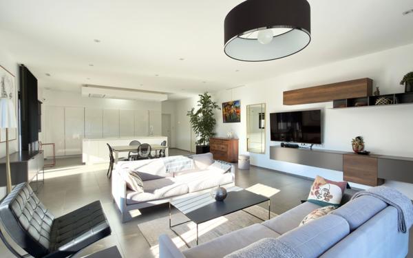 Maison à vendre    5 pièces • 190 m2 Cabannes