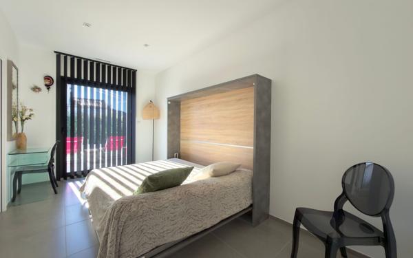 Maison à vendre    5 pièces • 190 m2 Cabannes