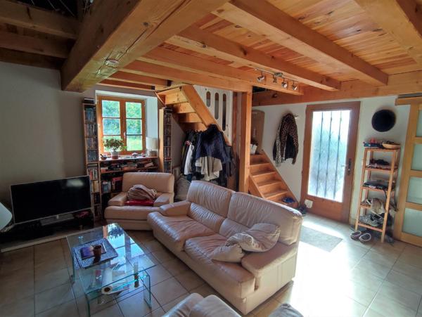 Charmante maison en pierres