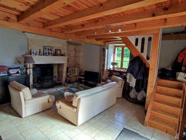 Charmante maison en pierres