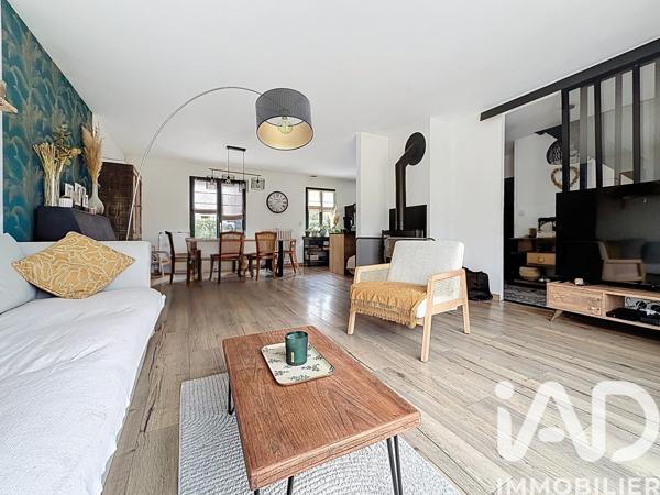 Maison à vendre 9 pièces 150 m² Saint-Chéron