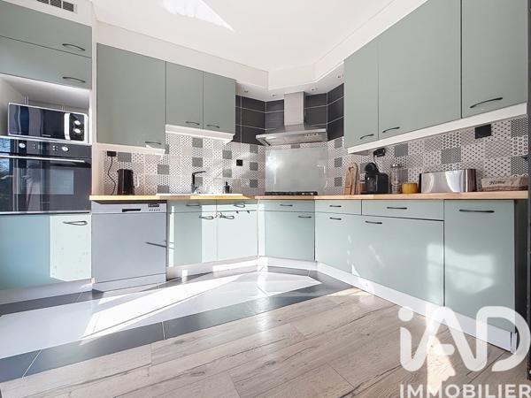 Maison à vendre 9 pièces 150 m² Saint-Chéron