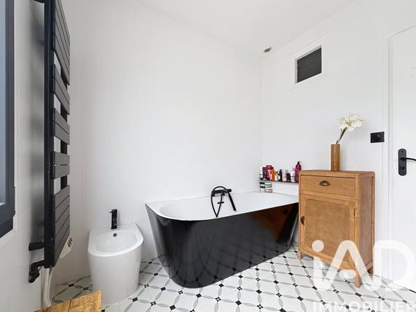 Maison à vendre 9 pièces 150 m² Saint-Chéron