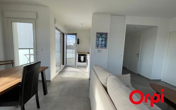 Appartement à vendre    2 pièces • 46,77 m2 Villeurbanne