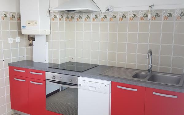 Appartement à louer    3 pièces •  Aire-sur-l'Adour