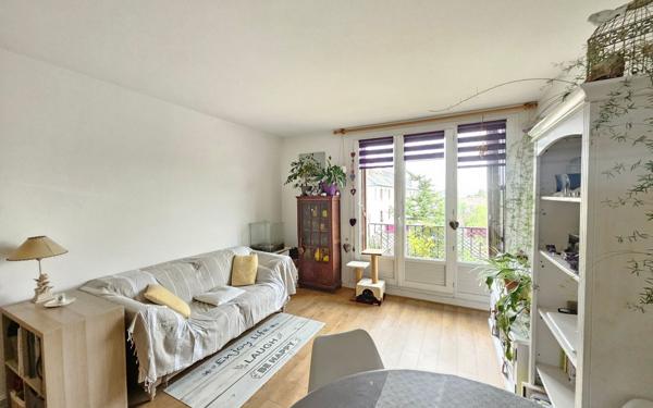 Appartement à vendre    2 pièces • 44,18 m2 Chatou