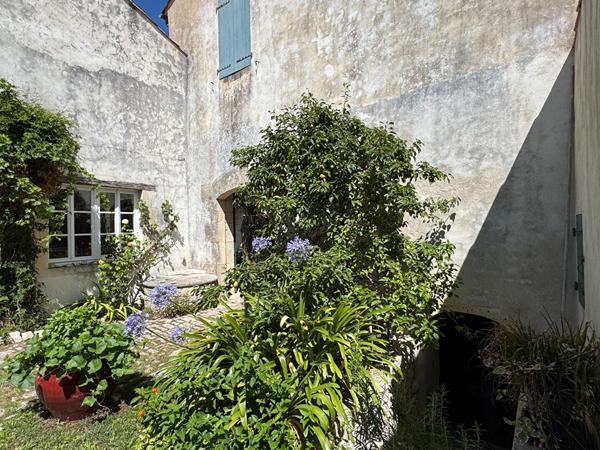 Maison Sainte Marie De Re 8 pièce(s) 222.50 m2