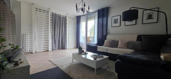 APPARTEMENT TYPE 4 AVEC GARAGE A TINQUEUX