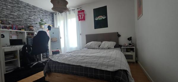 APPARTEMENT TYPE 4 AVEC GARAGE A TINQUEUX