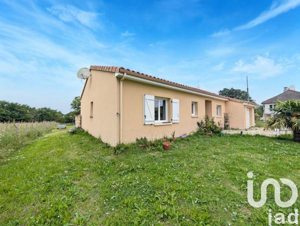 Maison à vendre 5 pièces 114 m² Lussac-les-Châteaux
