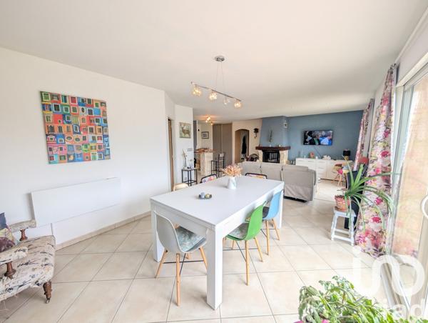 Maison à vendre 5 pièces 114 m² Lussac-les-Châteaux