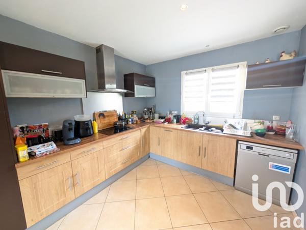 Maison à vendre 5 pièces 114 m² Lussac-les-Châteaux