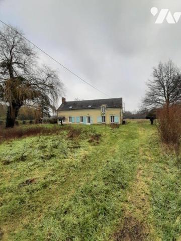 LONGERE A VENDRE SAINT QUENTIN LES BEAUREPAIRES