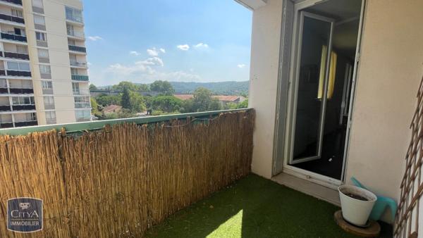 Appartement à louer 3 pièces 70.35m²