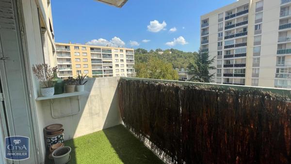 Appartement à louer 3 pièces 70.35m²