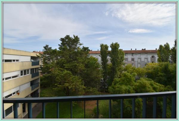 Appartement à vendre 2 pièces NIMES (30)