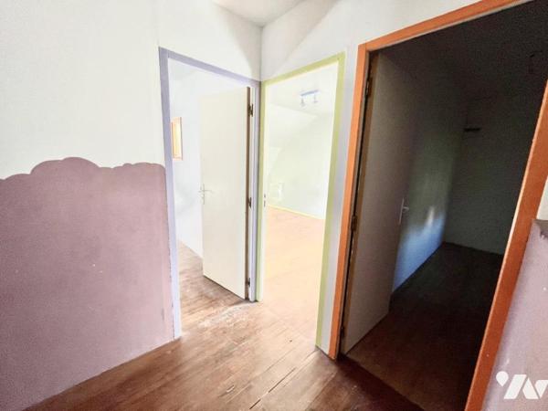 AUTHENTIQUE CORPS DE FERME SECTEUR LOUBARESSE 153 M² HABITABLES 7000 M² DE TERRAIN CONSTRUCTIBLES