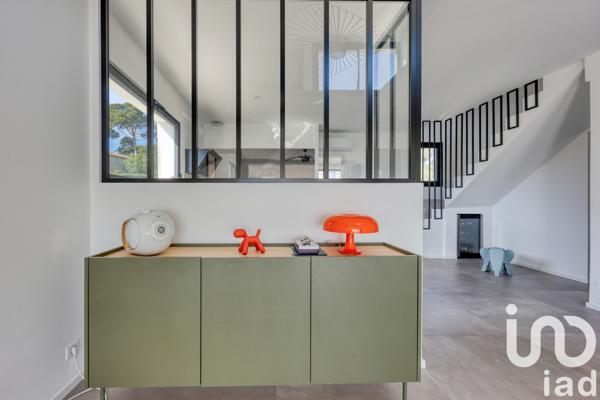 Appartement à vendre 5 pièces 178 m² Sanary-sur-Mer