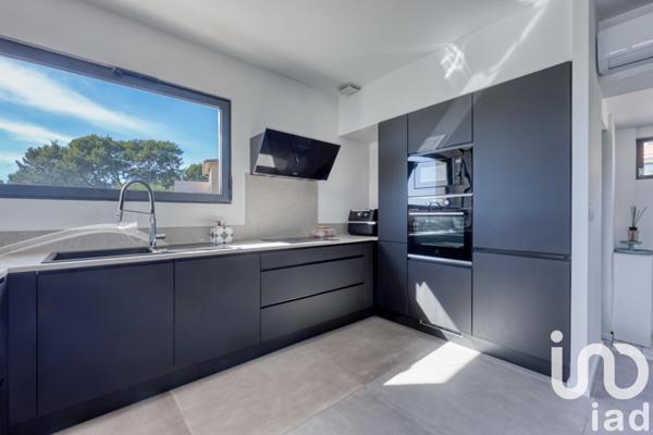 Appartement à vendre 5 pièces 178 m² Sanary-sur-Mer