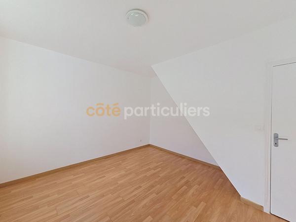 Vente
                Maison74,5 m² - 4 Pièces -
                    ARMENTIERES (59280)