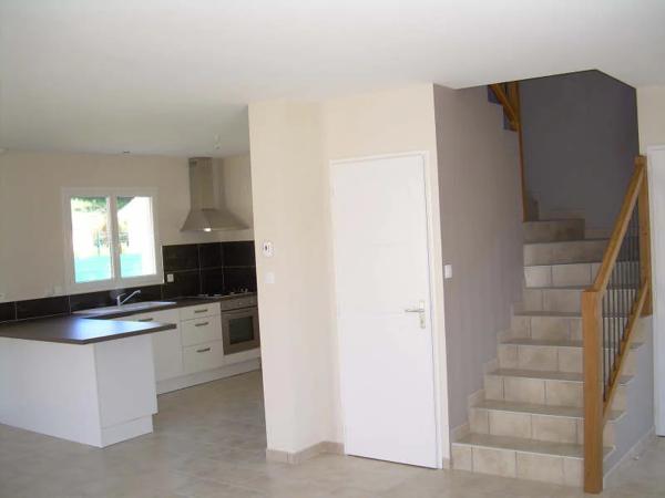 Maison à louer à Villieu-Loyes-Mollon (01800)