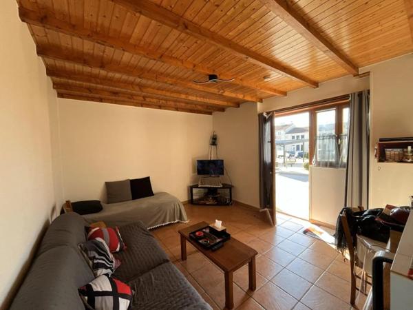 Immeuble à vendre à Châteauneuf-de-Galaure (26330)