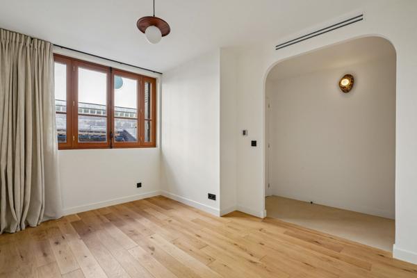 Vente Maison de luxe Paris 15 6 Pièces 237.72 m²