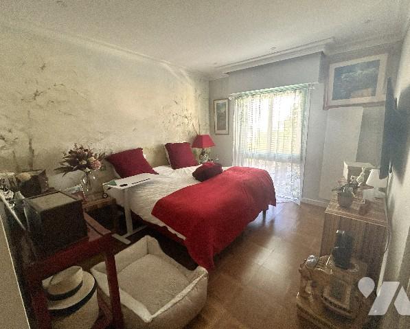 Magnifique appartement vendu en nue-propriété, au 2ème étage avec vue imprenable sur l'estuaire