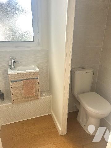 Magnifique appartement vendu en nue-propriété, au 2ème étage avec vue imprenable sur l'estuaire