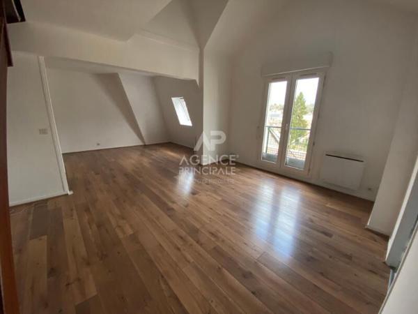 Appartement Pontoise 3 pièce(s) 60,02 m² 190 000 € **  - Référence  11305