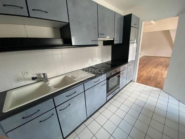 Appartement Pontoise 3 pièce(s) 60,02 m² 190 000 € **  - Référence  11305