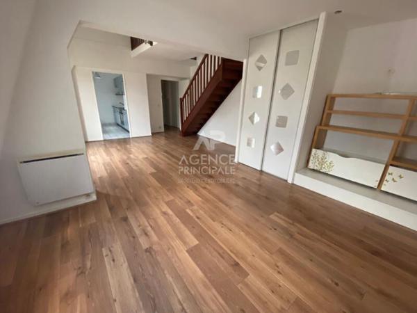 Appartement Pontoise 3 pièce(s) 60,02 m² 190 000 € **  - Référence  11305