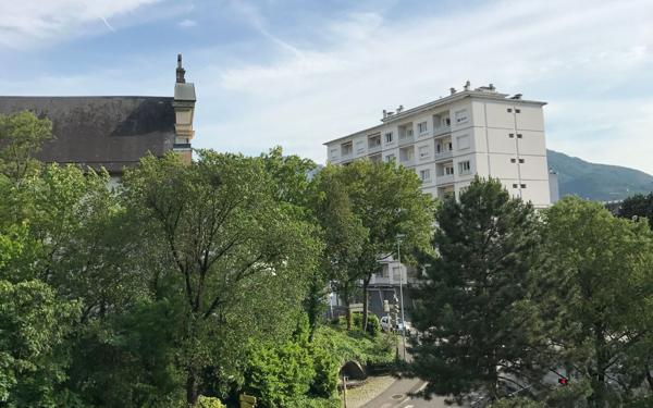 Appartement à louer    2 pièces •  Chambéry
