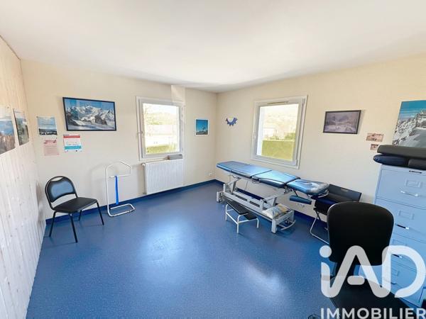 Maison à vendre 13 pièces 229 m² Saint-Julien-Chapteuil