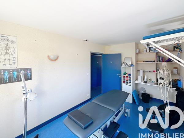 Maison à vendre 13 pièces 229 m² Saint-Julien-Chapteuil