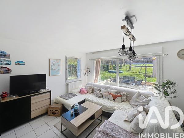 Maison à vendre 13 pièces 229 m² Saint-Julien-Chapteuil