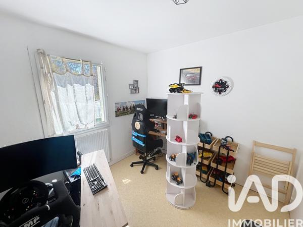 Maison à vendre 13 pièces 229 m² Saint-Julien-Chapteuil