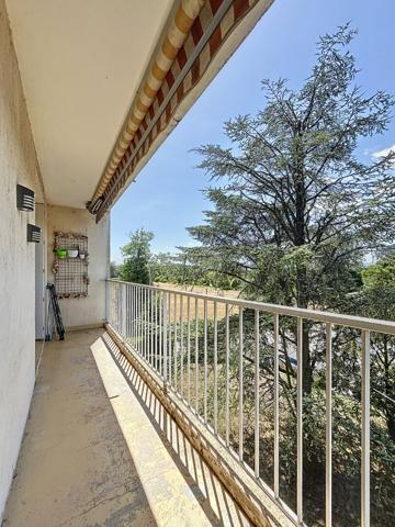 EXCLUSIVITE - APPARTEMENT T4 DE 75 M² AU 2EME ETAGE A 10 MINUTES A PIED DU CENTRE