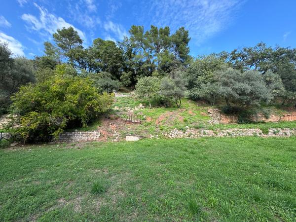 Les Arcs Var Côte d'Azur  terrain 2570m2 constructible