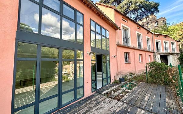 Appartement à vendre    4 pièces • 101 m2 Grasse