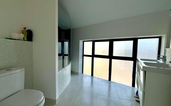 Appartement à vendre    4 pièces • 101 m2 Grasse