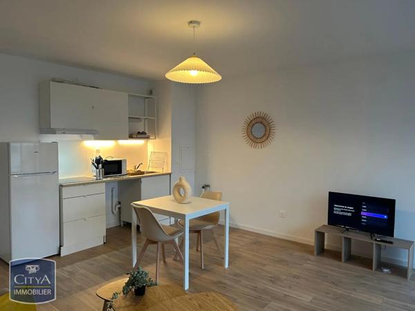 Appartement à louer 2 pièces 43.84m²